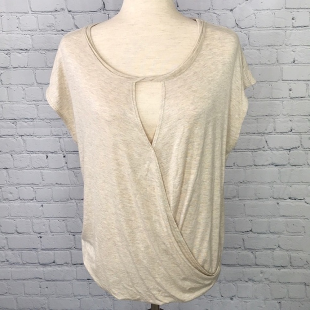 MAX STUDIO Keyhole Surplice Knit Top Cream sz S - Picture 2 of 8